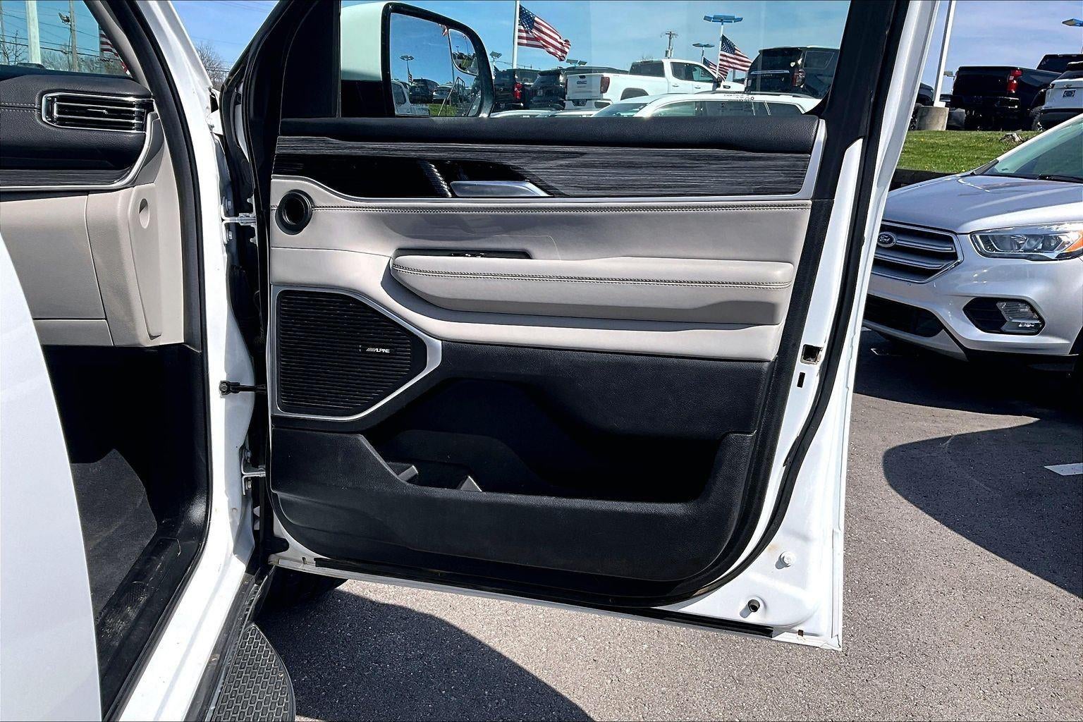 2022 Jeep Wagoneer Series II