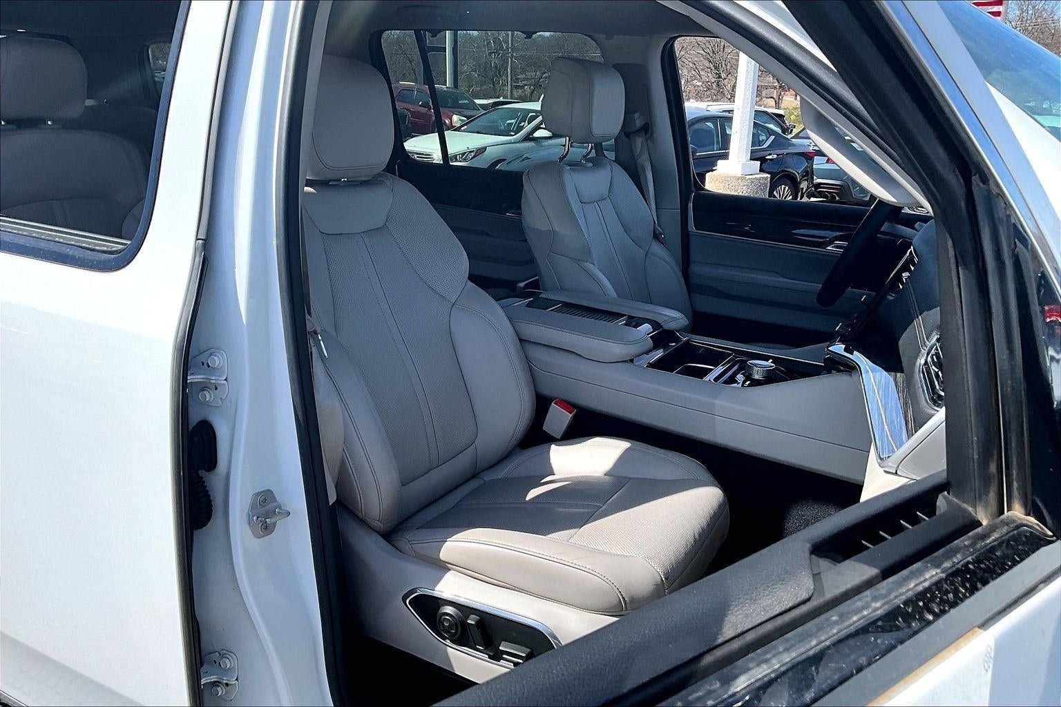 2022 Jeep Wagoneer Series II