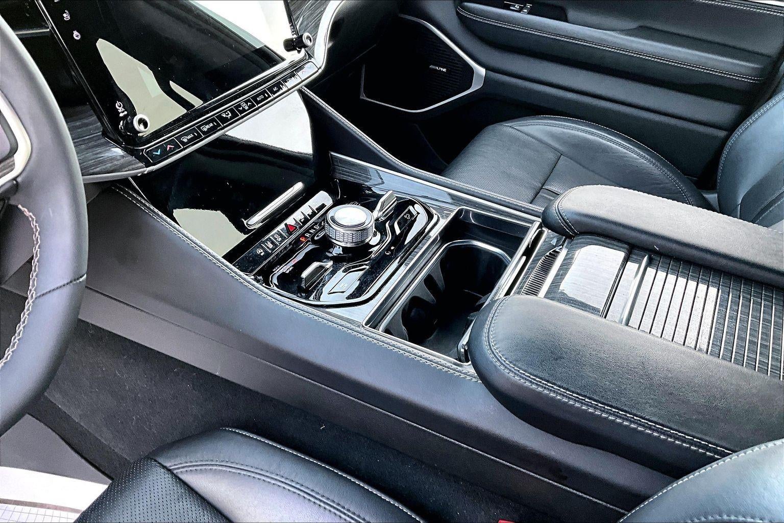 2022 Jeep Wagoneer Series III