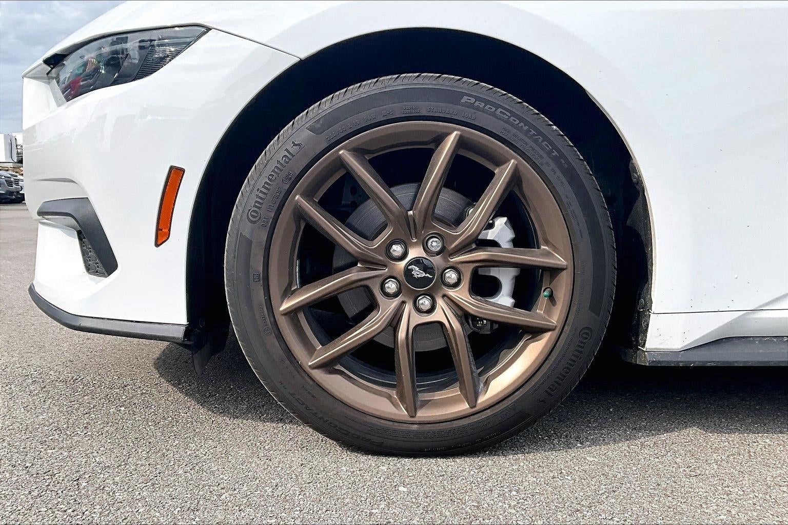 2025 Ford Mustang EcoBoost