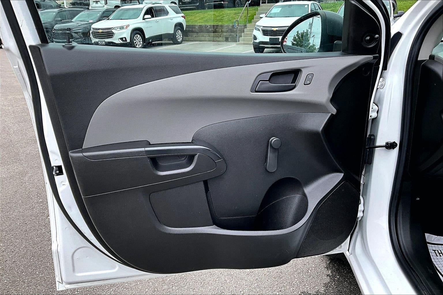 2017 Chevrolet Sonic LT