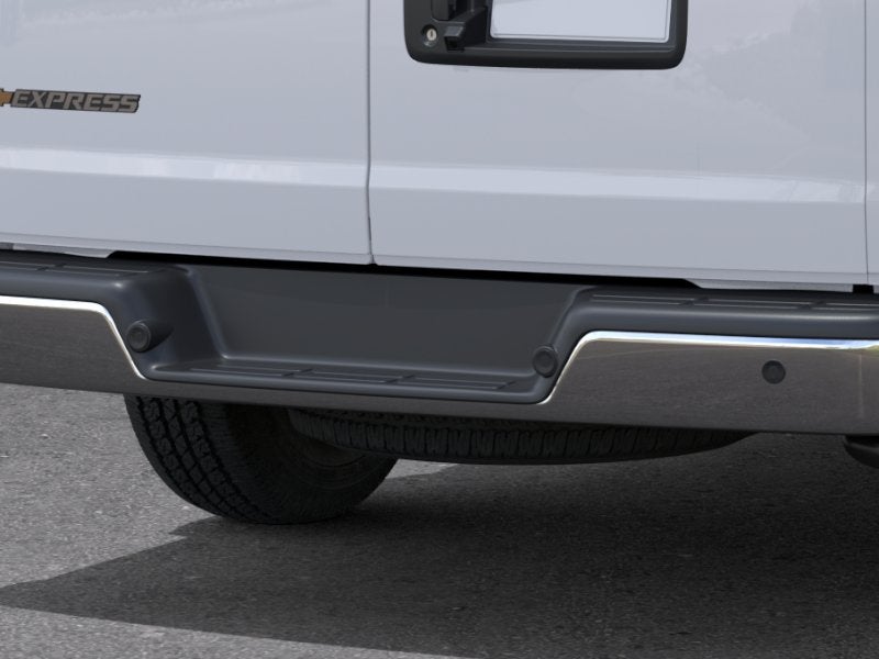 2026 Chevrolet Express Passenger 1LT