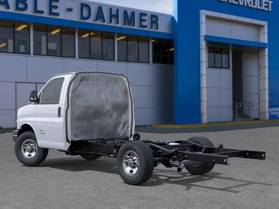 2025 Chevrolet Express Cutaway 3500 1WT