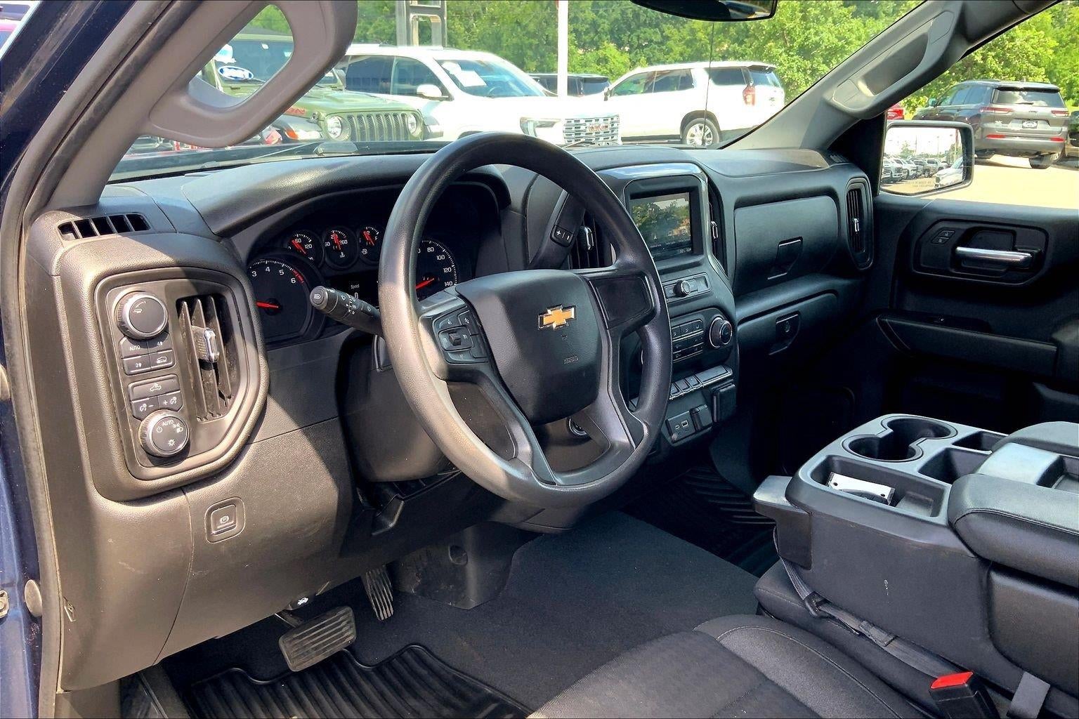 2023 Chevrolet Silverado 1500 Custom