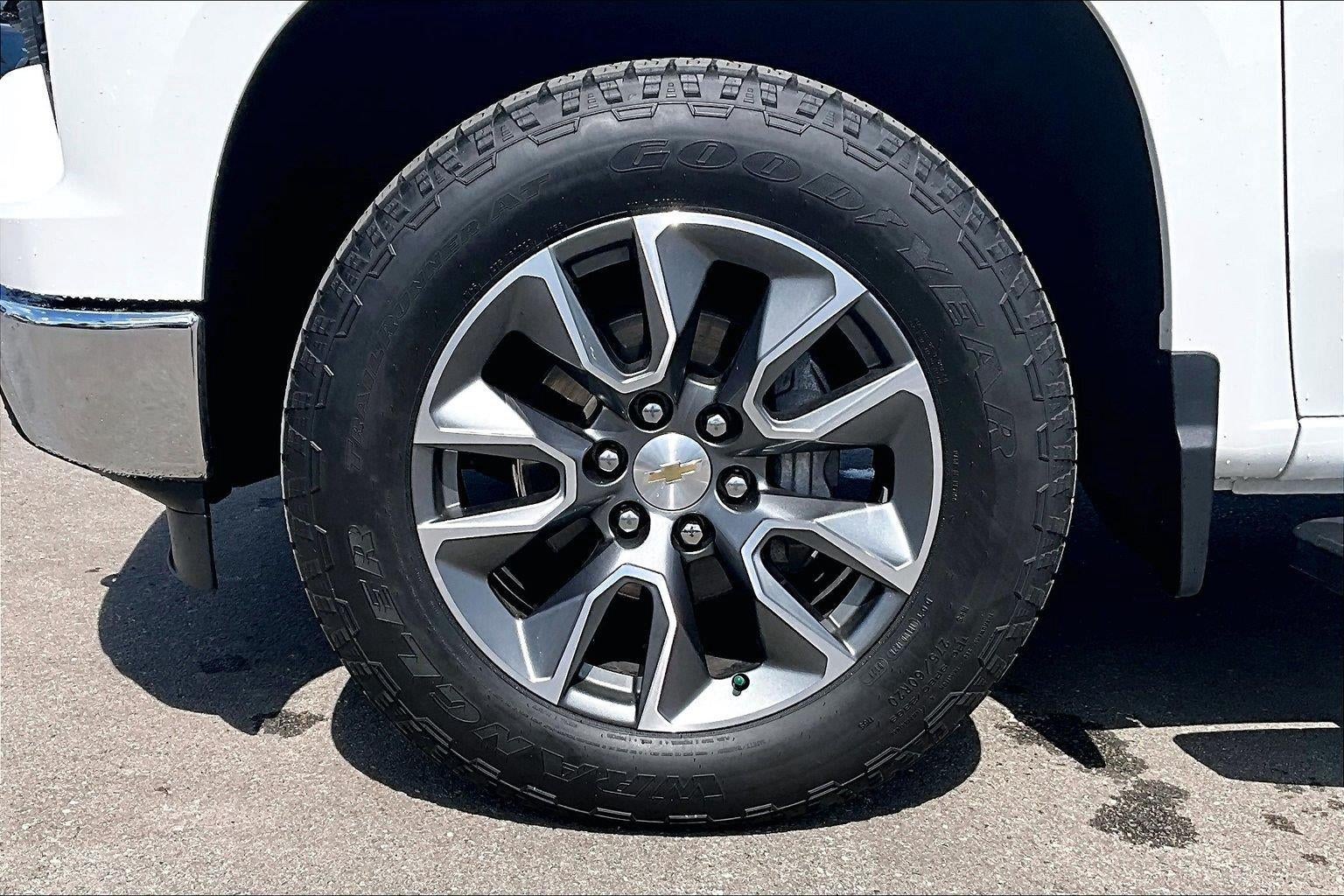 2024 Chevrolet Silverado 1500 LT (2FL)