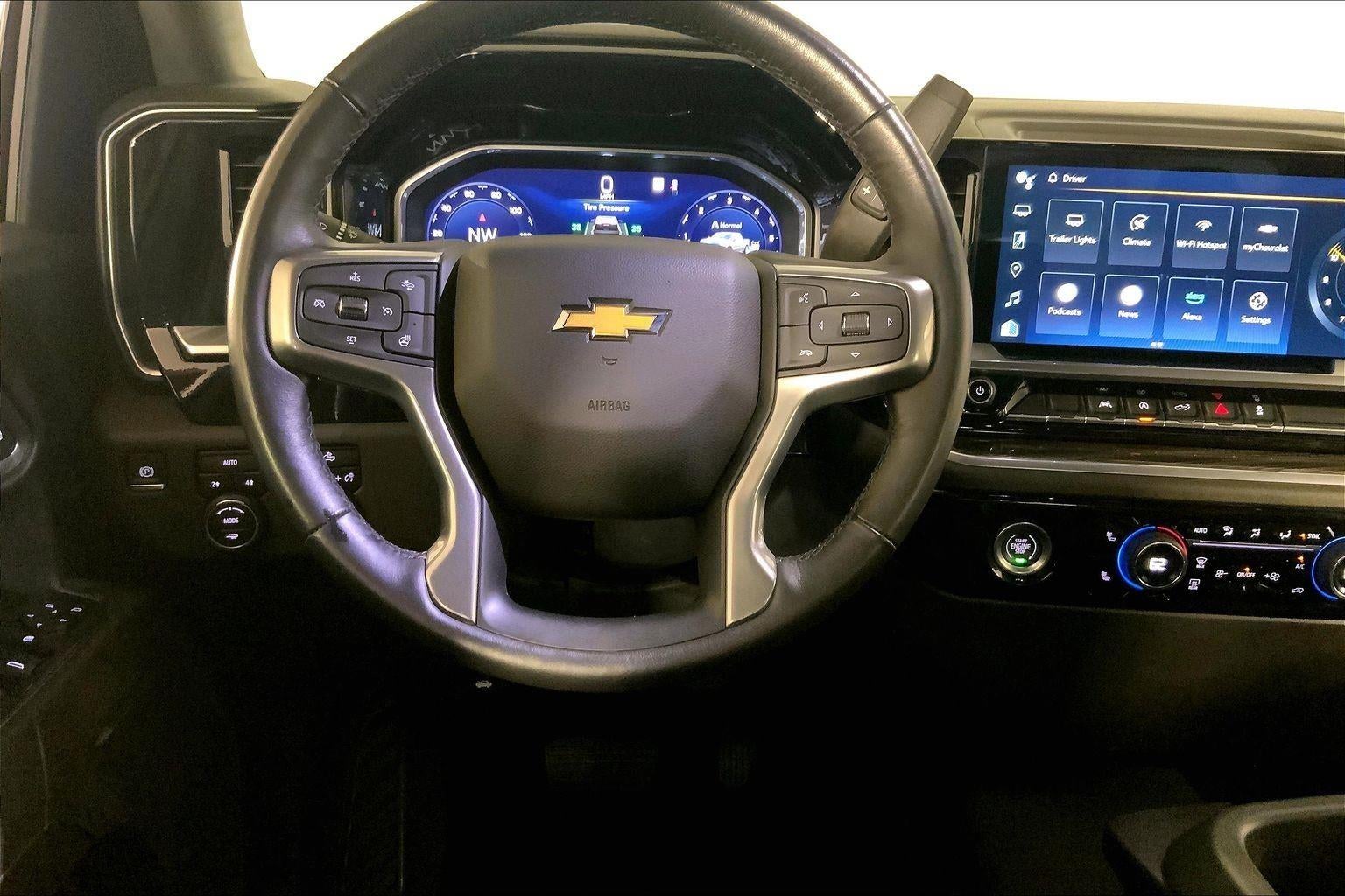 2022 Chevrolet Silverado 1500 LT (2FL)