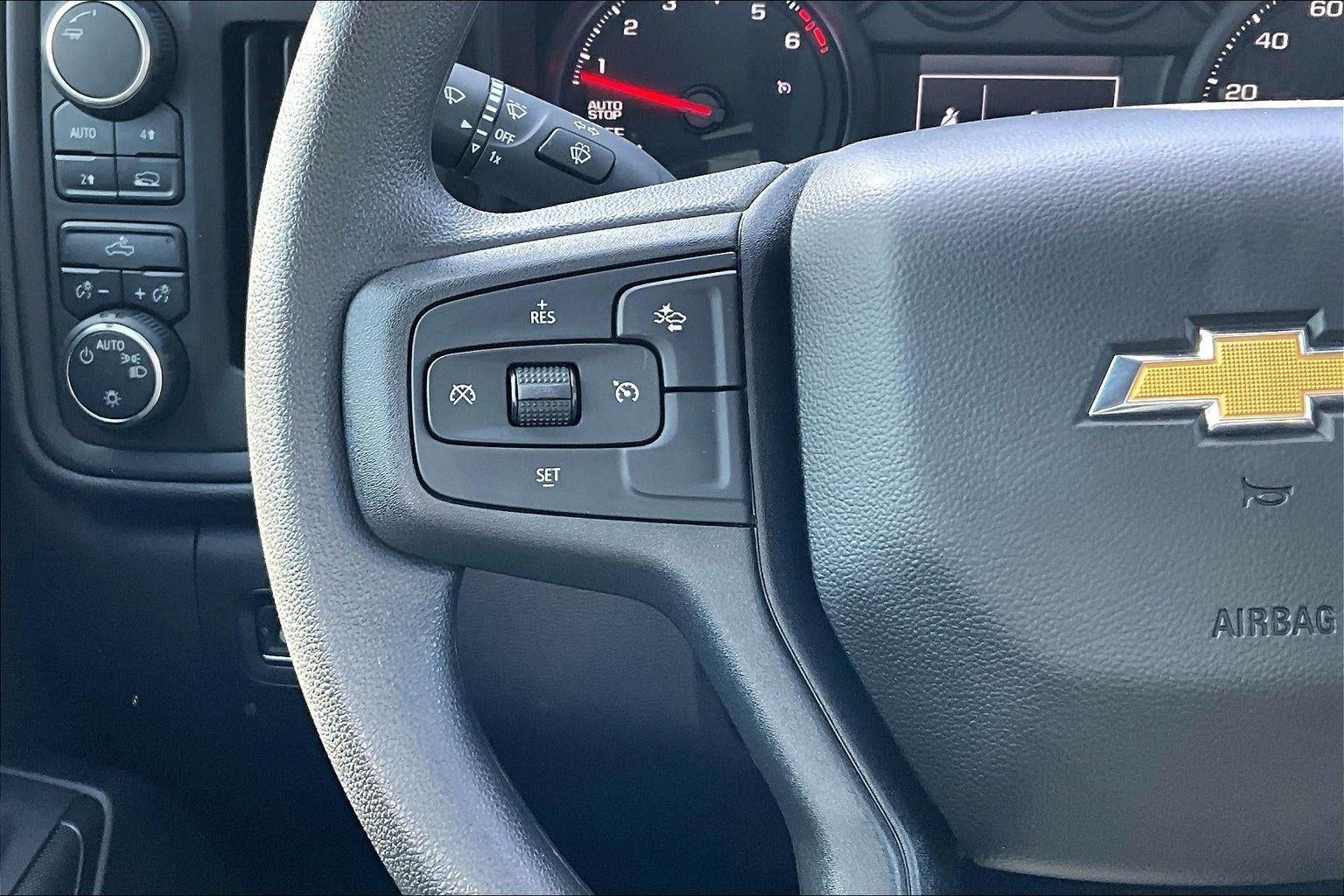 2025 Chevrolet Silverado 1500 Custom