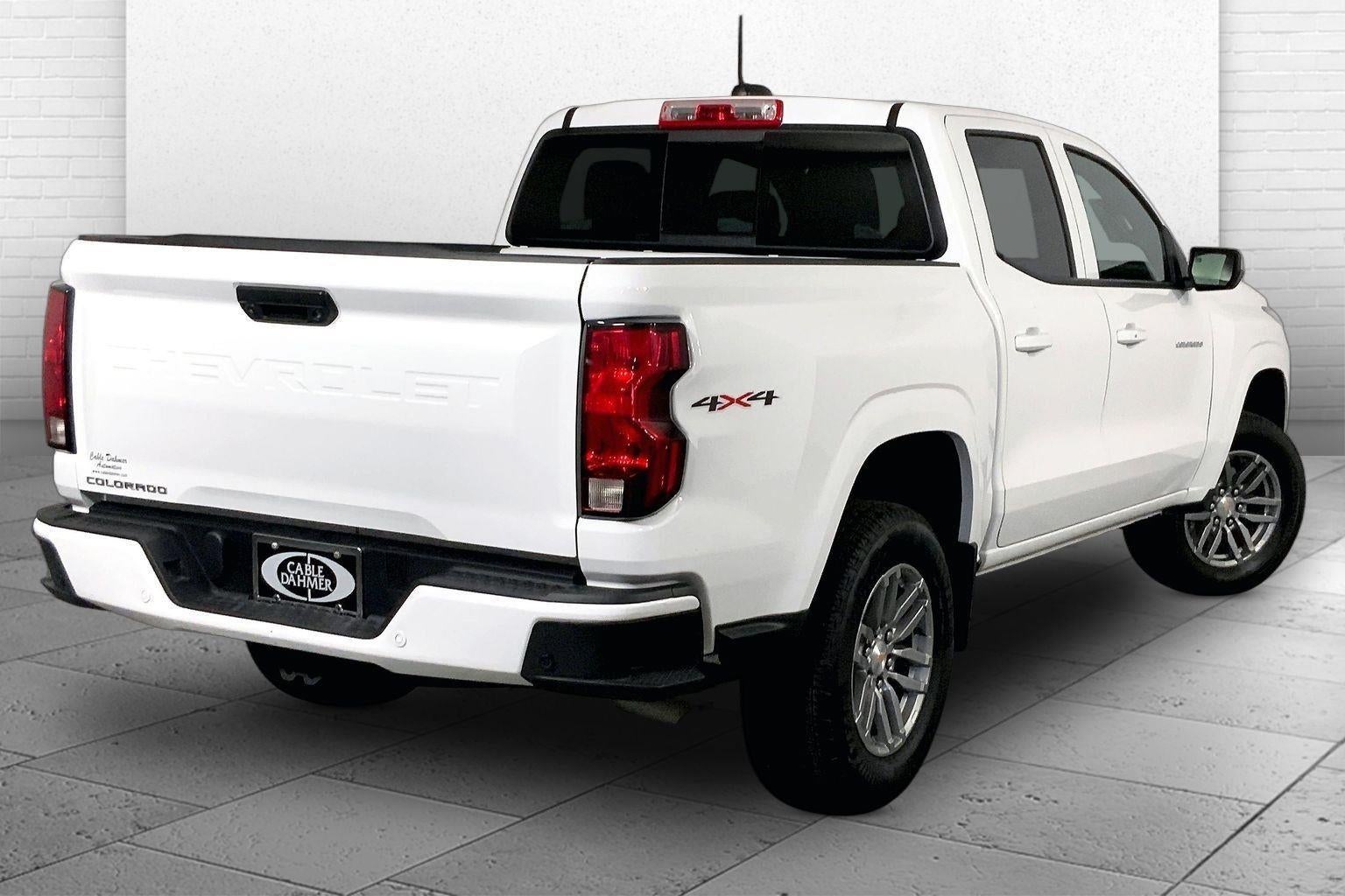 2025 Chevrolet Colorado WT/LT