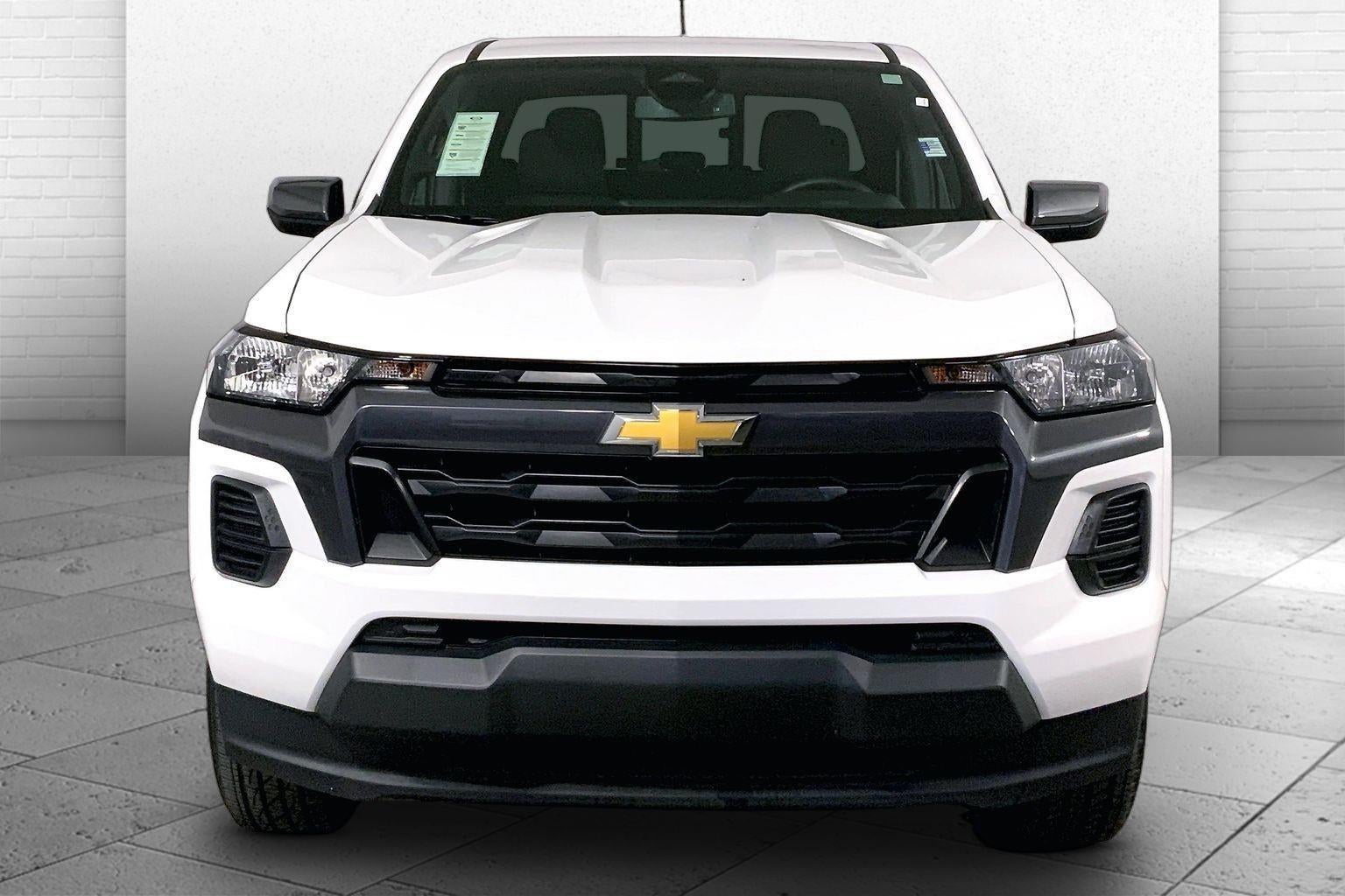 2025 Chevrolet Colorado WT/LT