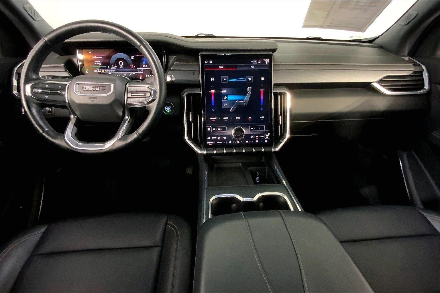 2024 GMC Acadia Elevation