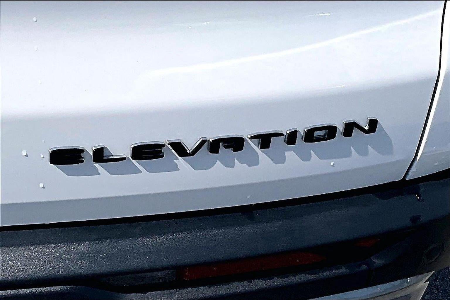 2025 GMC Acadia Elevation