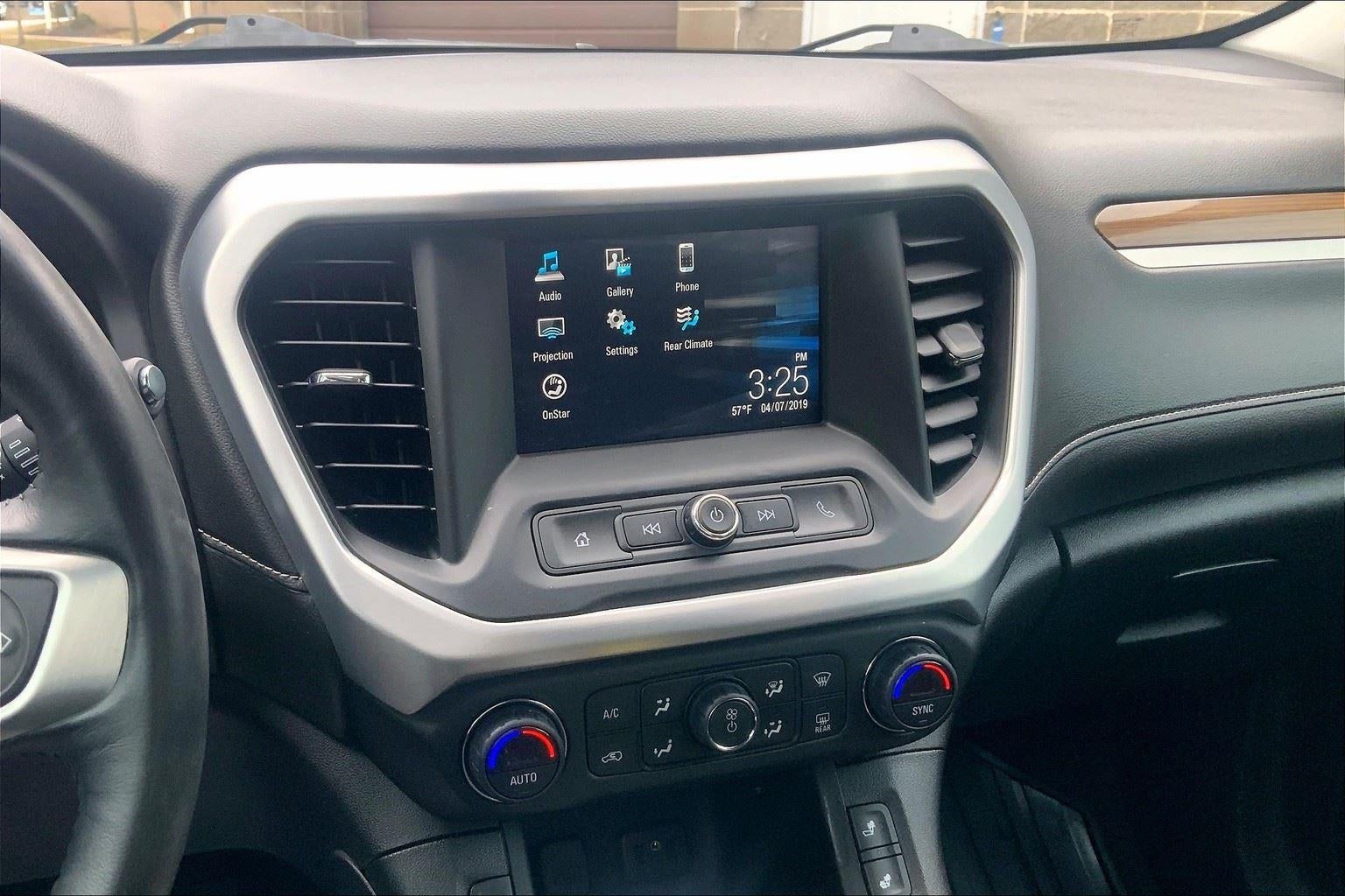 2018 GMC Acadia SLE