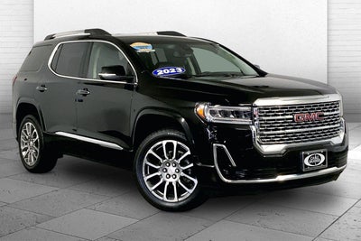 2023 GMC Acadia Denali