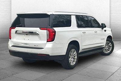 2022 GMC Yukon XL SLT