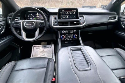 2022 GMC Yukon XL SLT