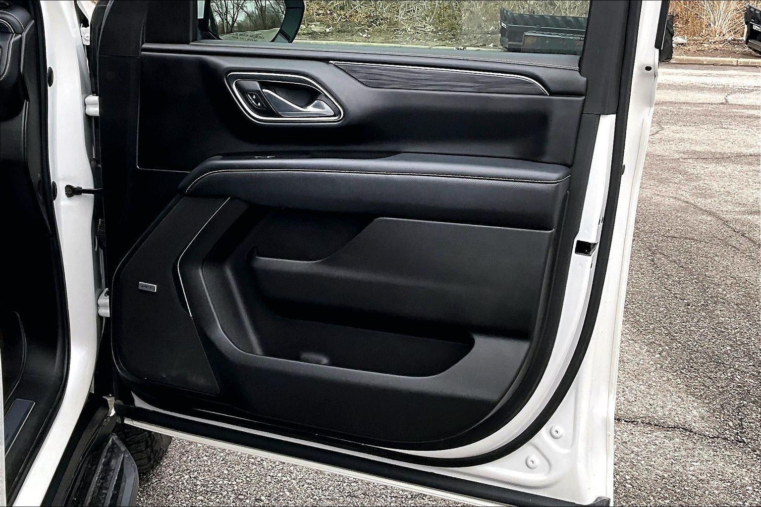 2022 GMC Yukon XL SLT