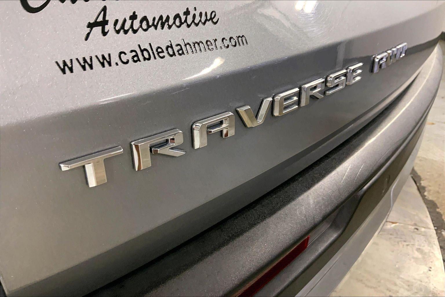 2024 Chevrolet Traverse LT