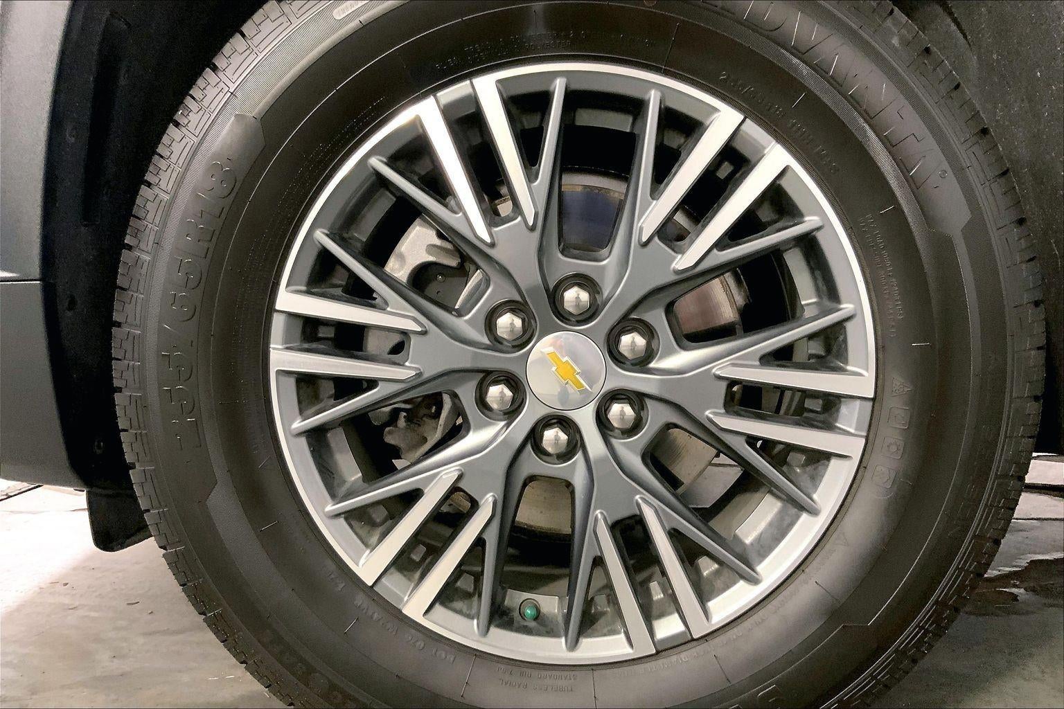 2024 Chevrolet Traverse LT