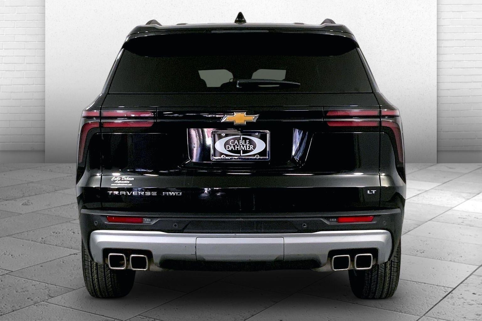 2024 Chevrolet Traverse LT