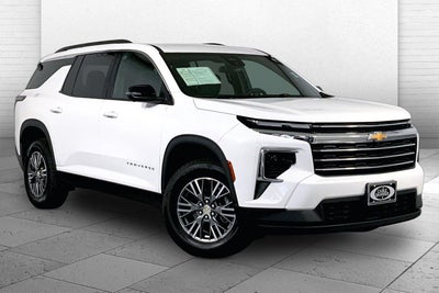 2024 Chevrolet Traverse LT