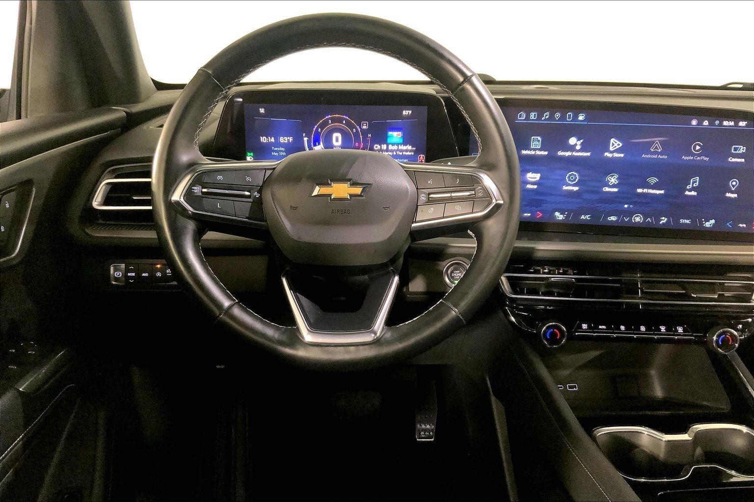 2024 Chevrolet Traverse LT