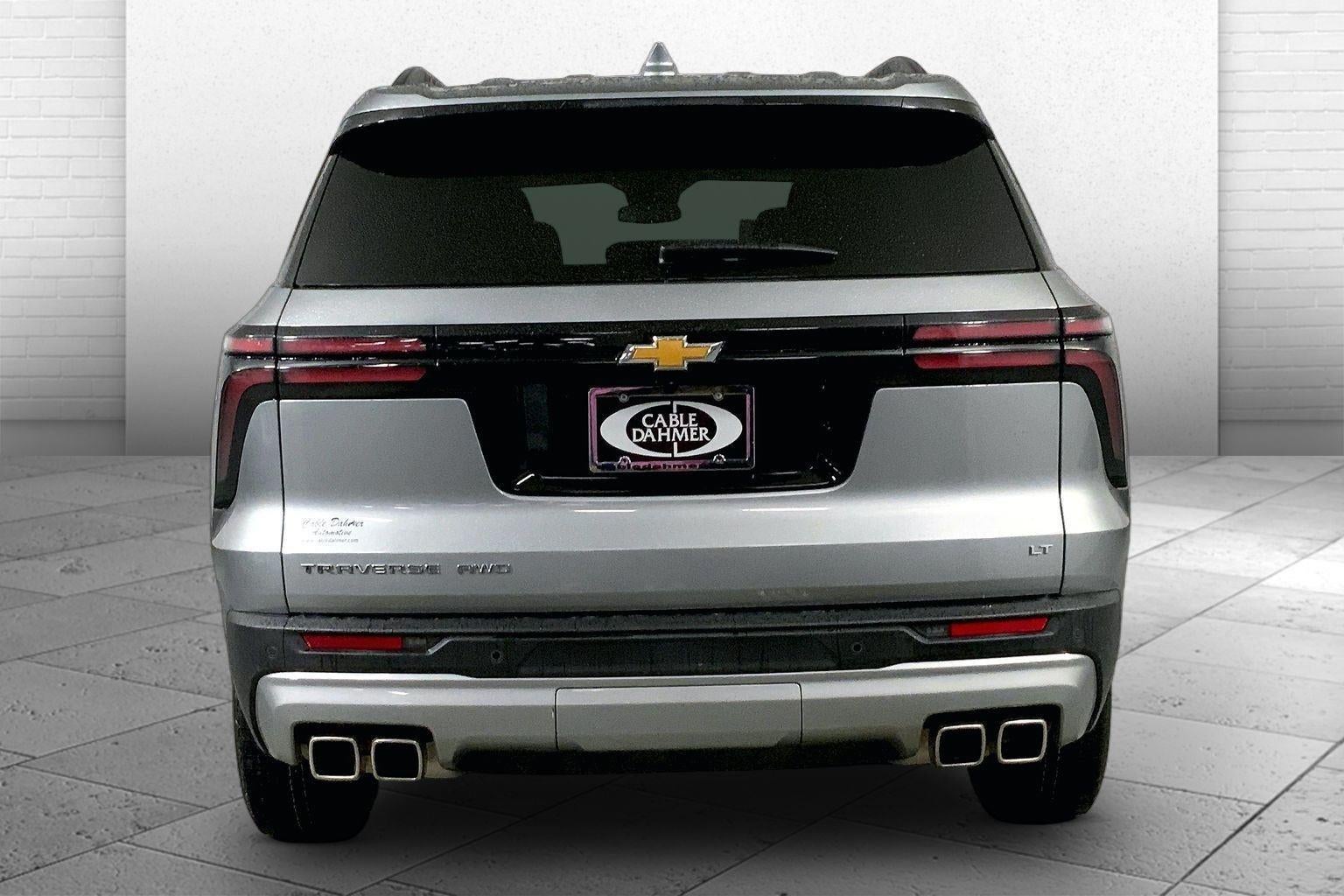 2024 Chevrolet Traverse LT