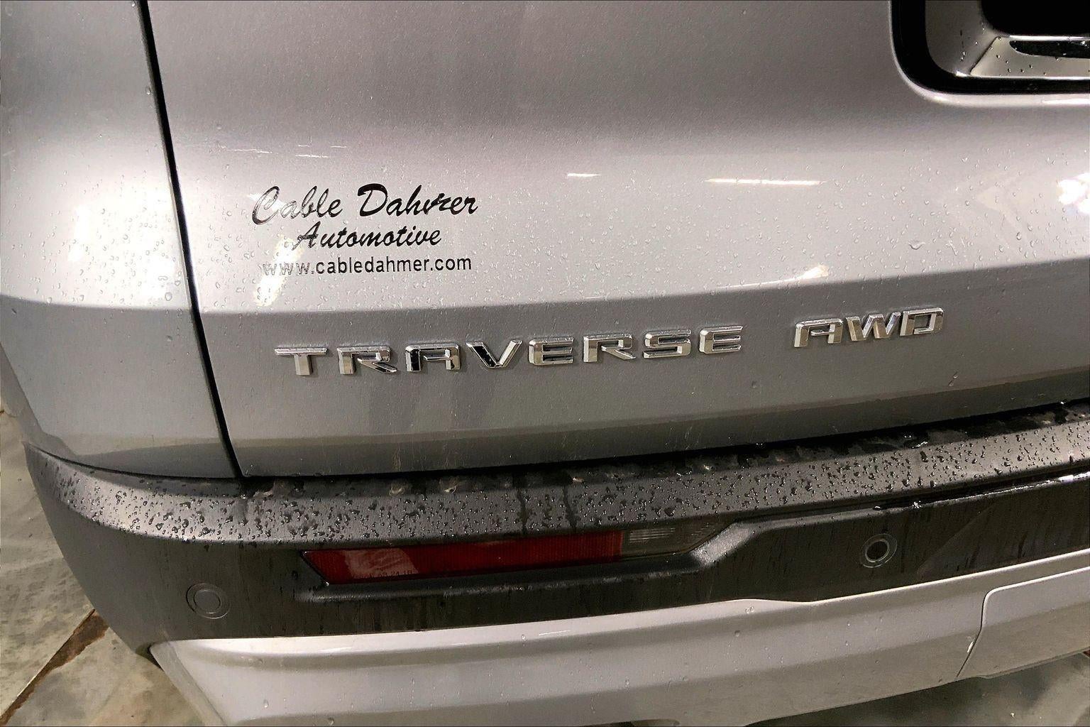 2024 Chevrolet Traverse LT