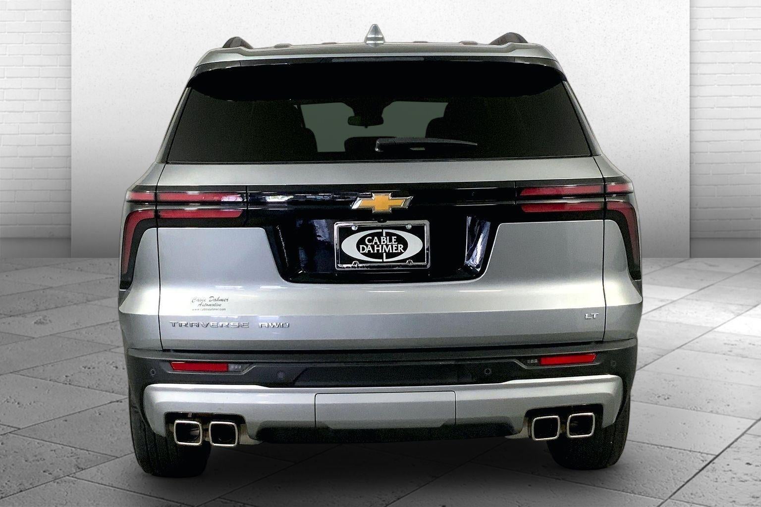 2024 Chevrolet Traverse LT