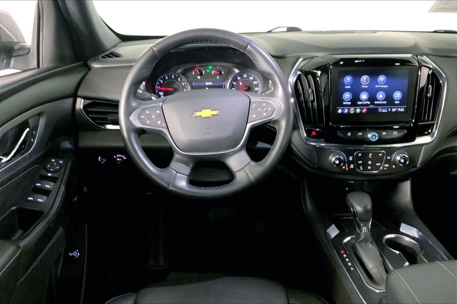 2023 Chevrolet Traverse LT Leather