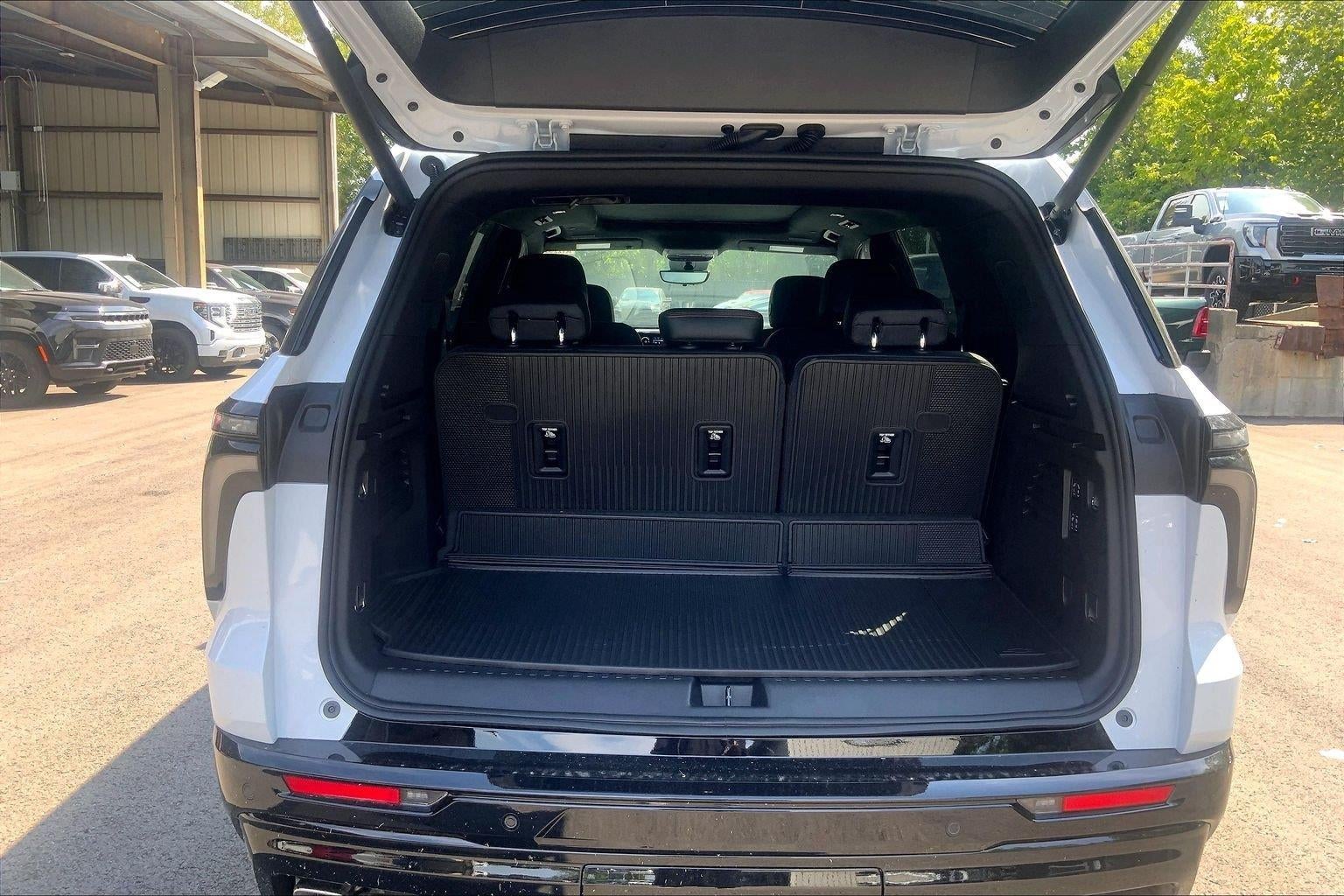 2027 Chevrolet Traverse RS