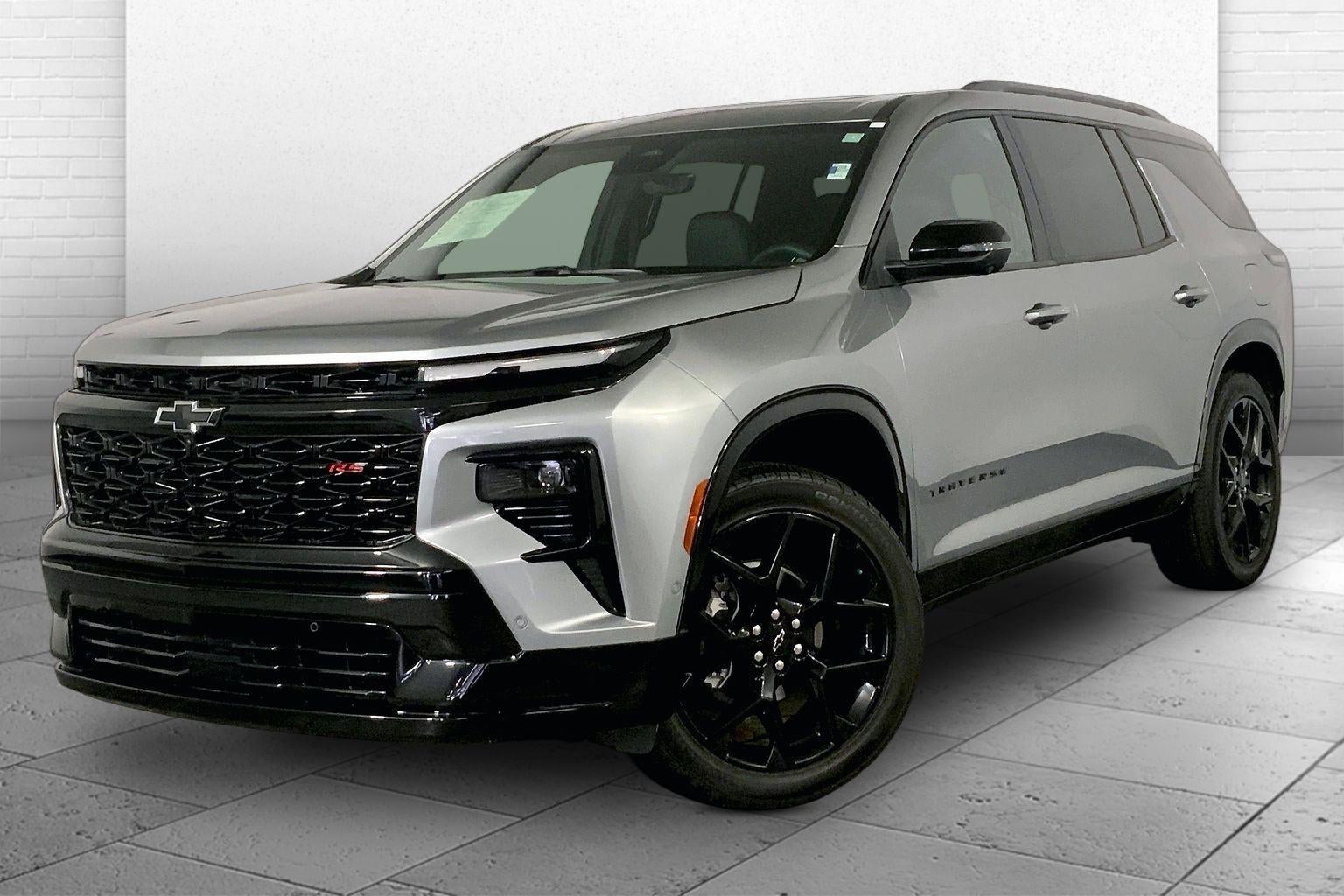 2025 Chevrolet Traverse RS