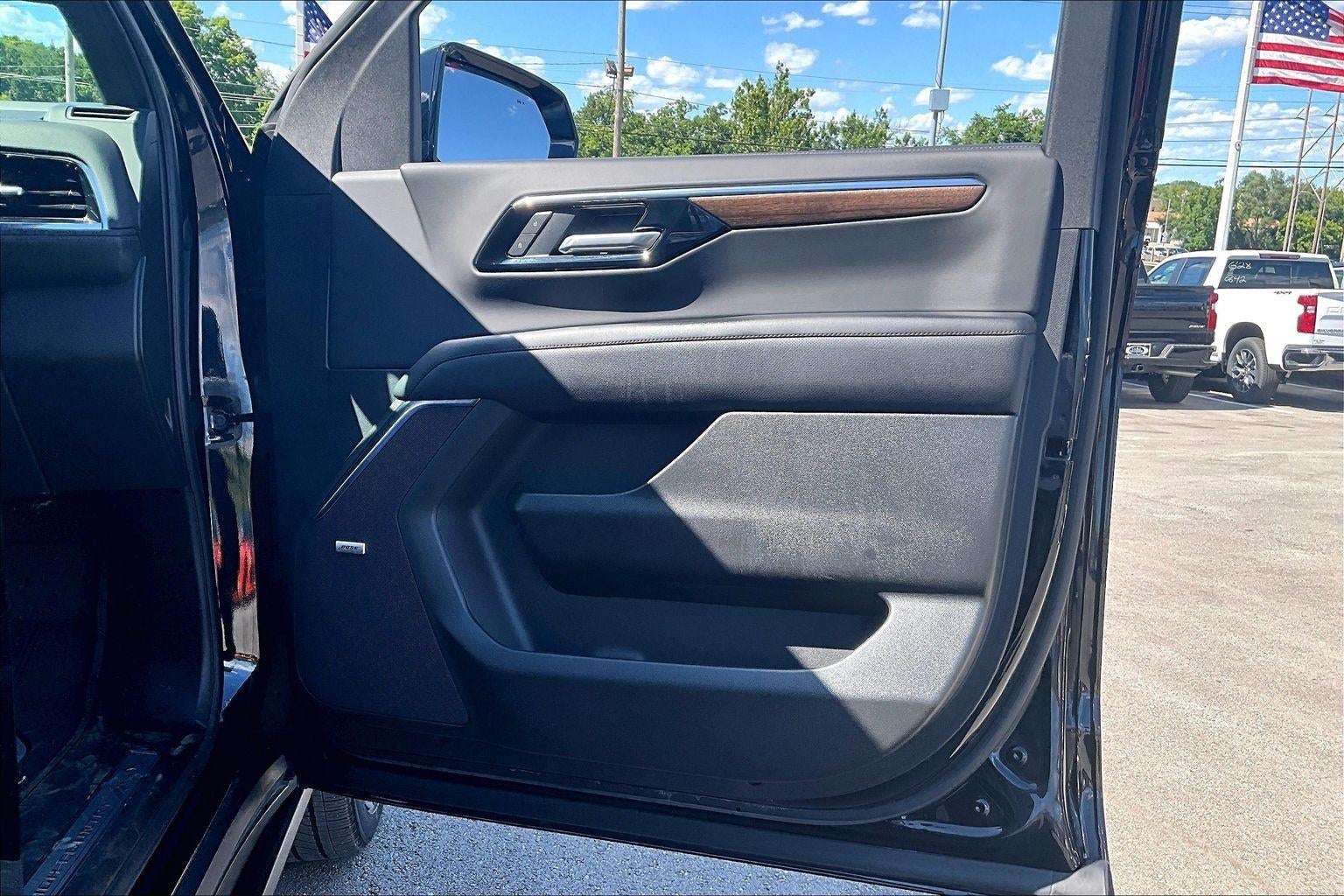 2025 Chevrolet Suburban High Country
