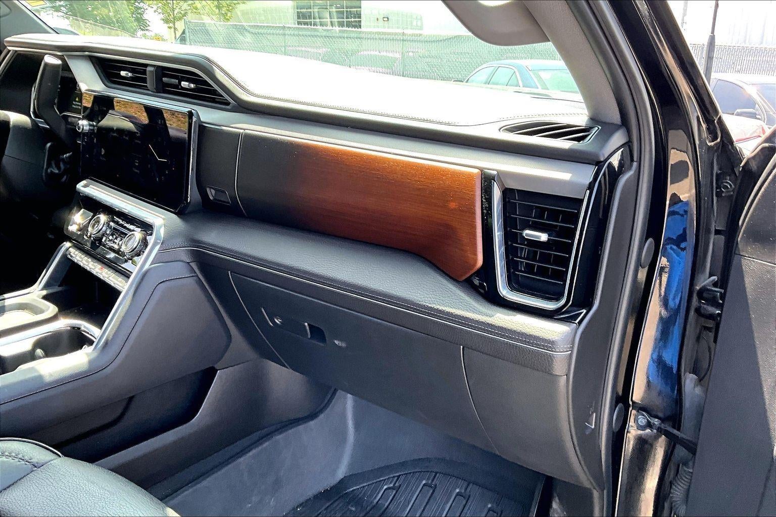 2024 GMC Sierra 3500 HD Denali