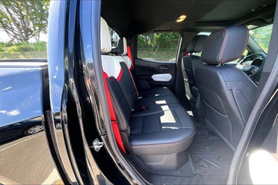2025 GMC Canyon AT4
