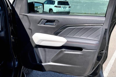 2025 GMC Canyon AT4