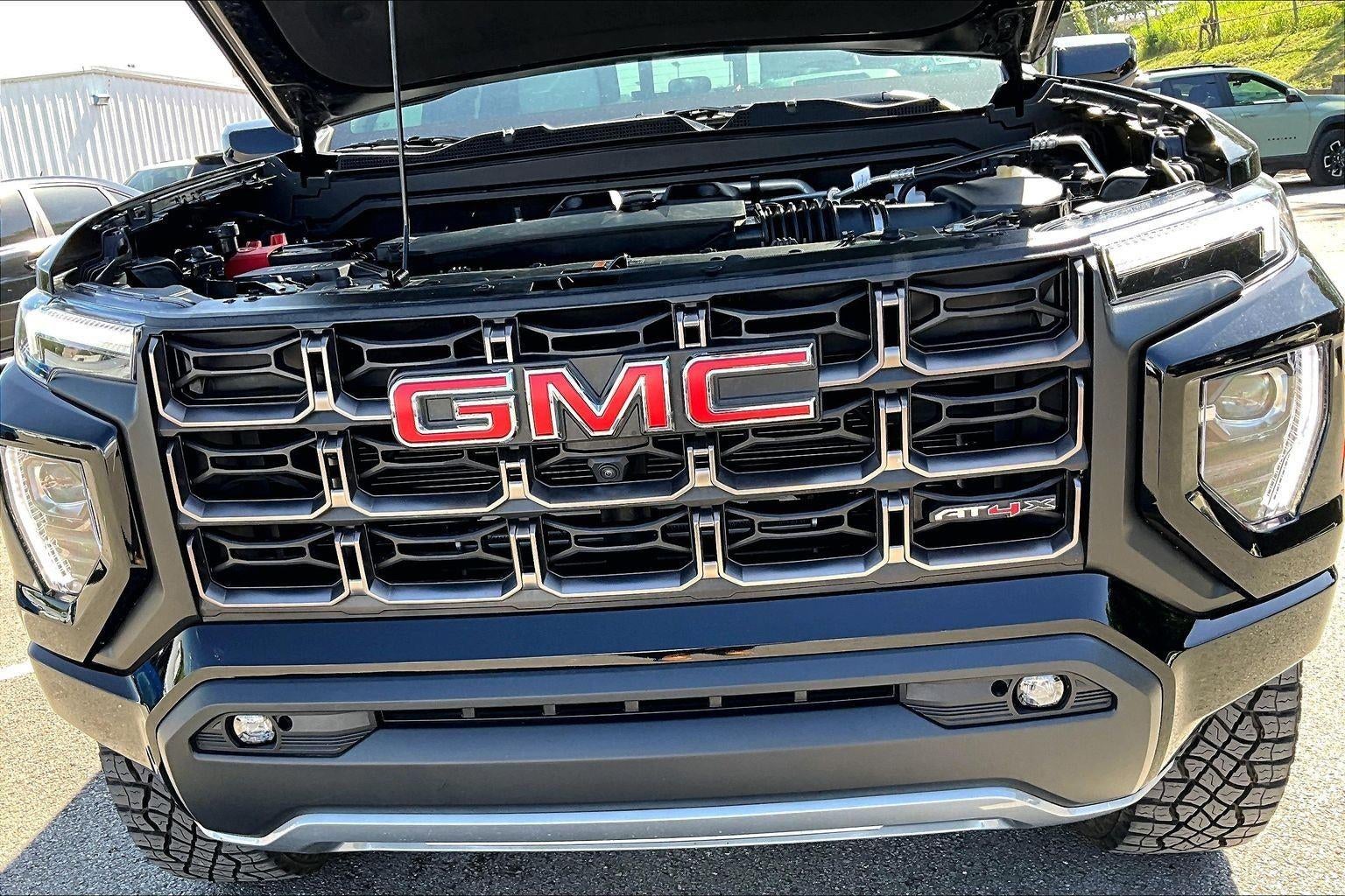 2025 GMC Canyon AT4