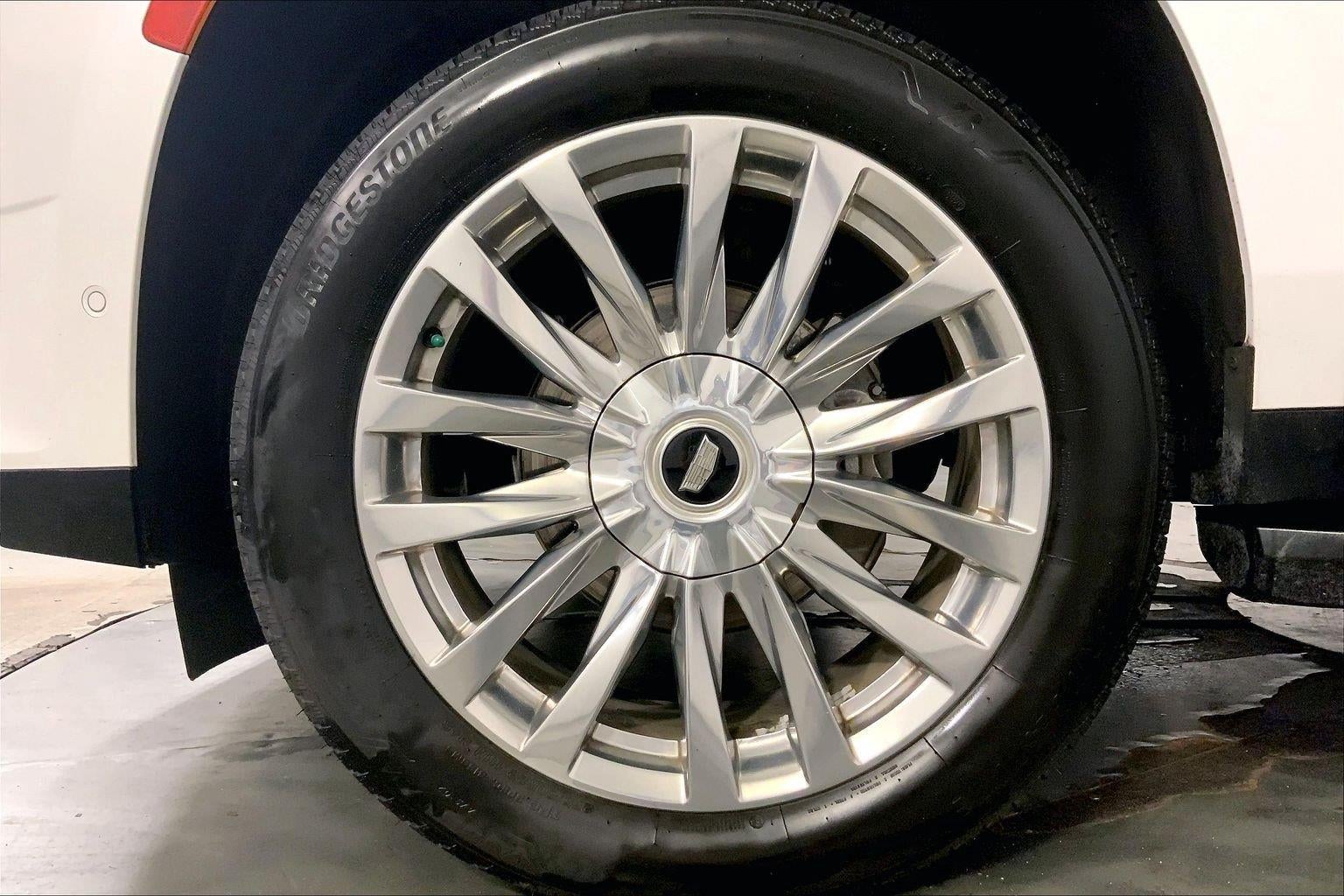 2022 Cadillac Escalade Premium Luxury
