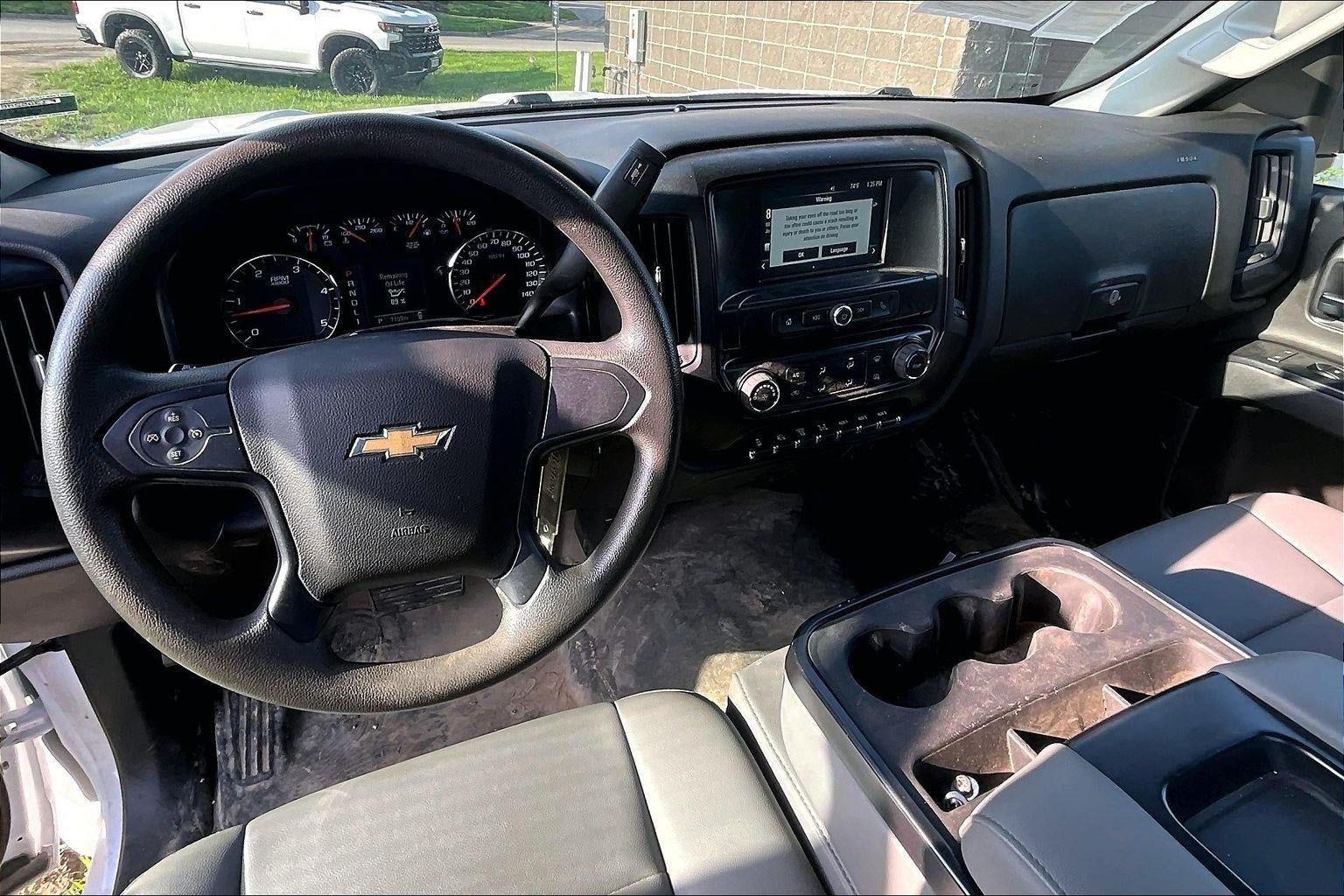 2023 Chevrolet Silverado 5500 HD Work Truck