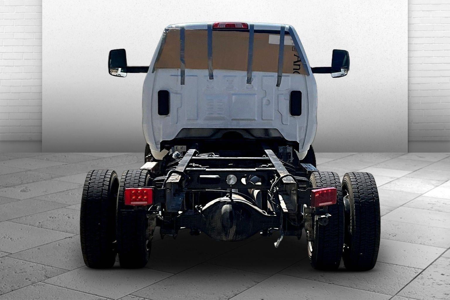 2023 Chevrolet Silverado 5500 HD Work Truck