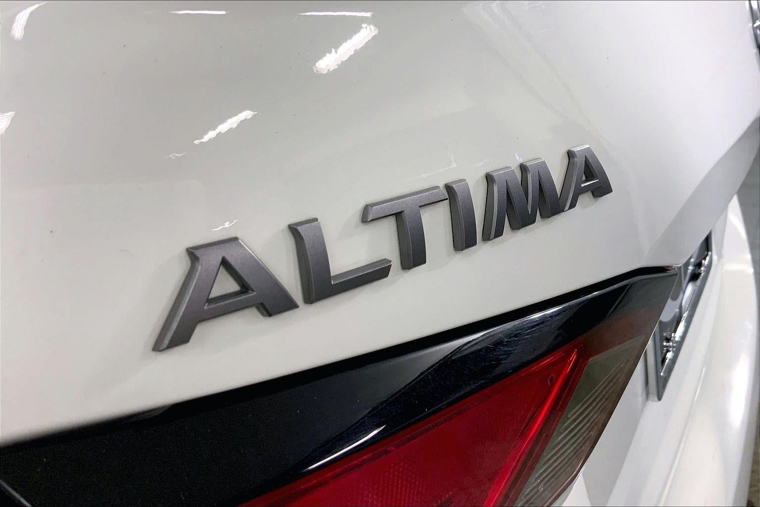 2025 Nissan Altima SV
