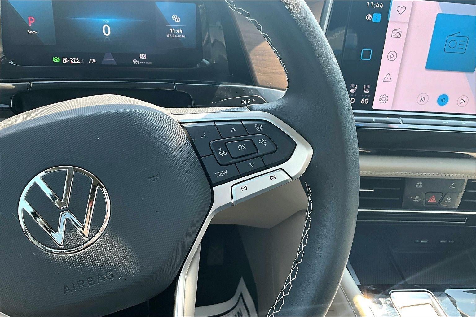 2024 Volkswagen Atlas 2.0T SE w/Technology