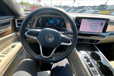 2024 Volkswagen Atlas 2.0T SE w/Technology