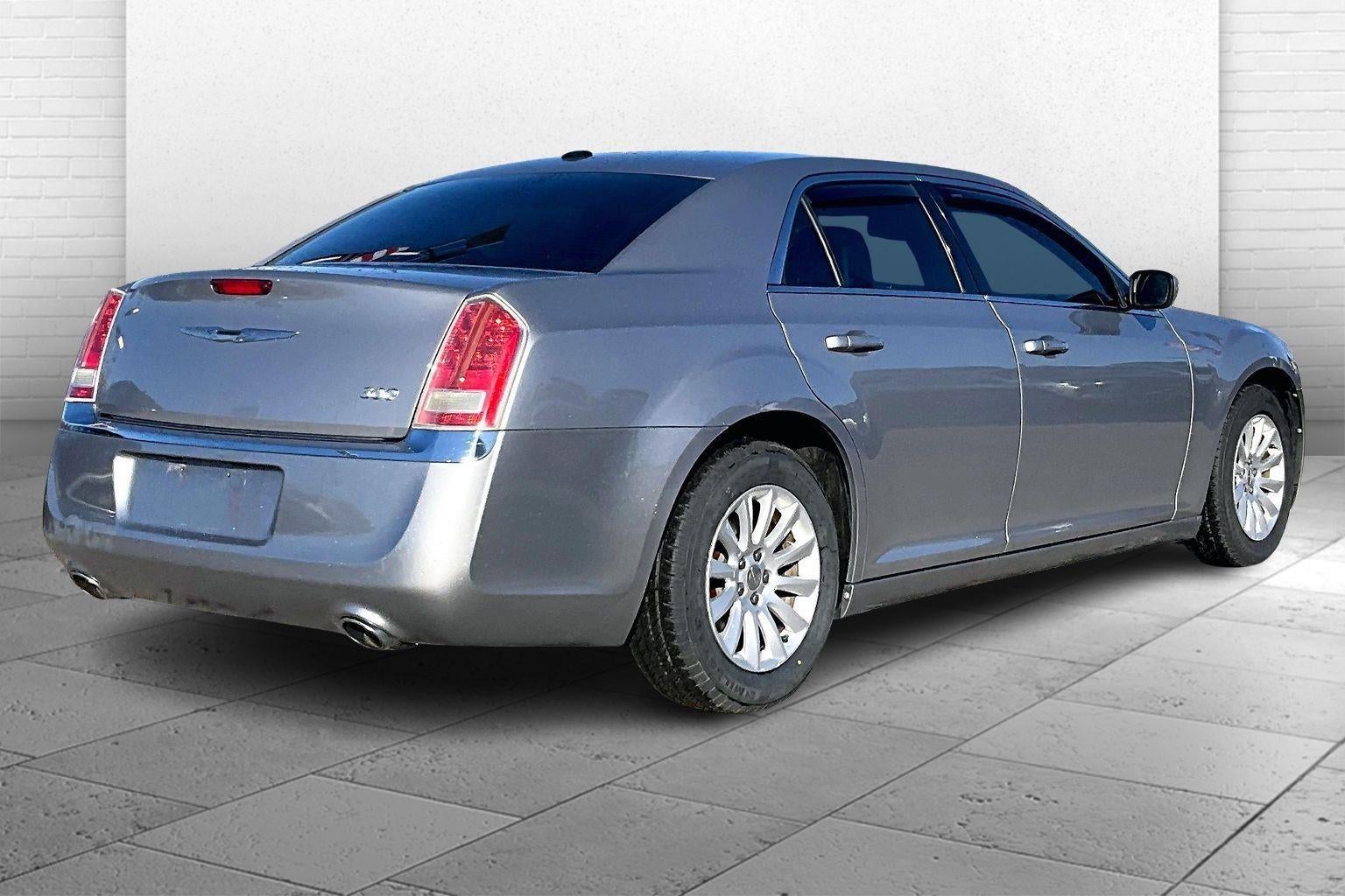 2014 Chrysler 300 4DR SDN LTD RWD