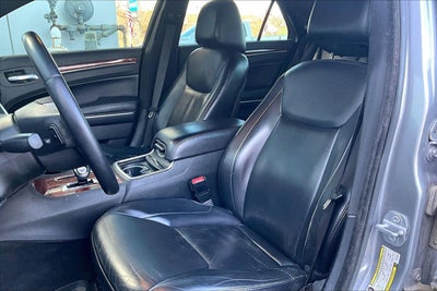 2014 Chrysler 300 4DR SDN LTD RWD