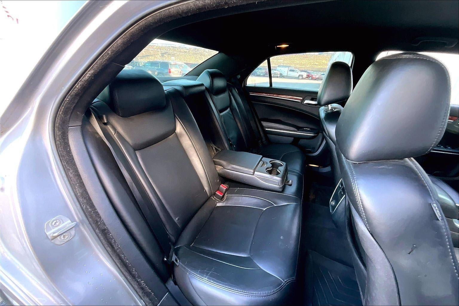 2014 Chrysler 300 4DR SDN LTD RWD