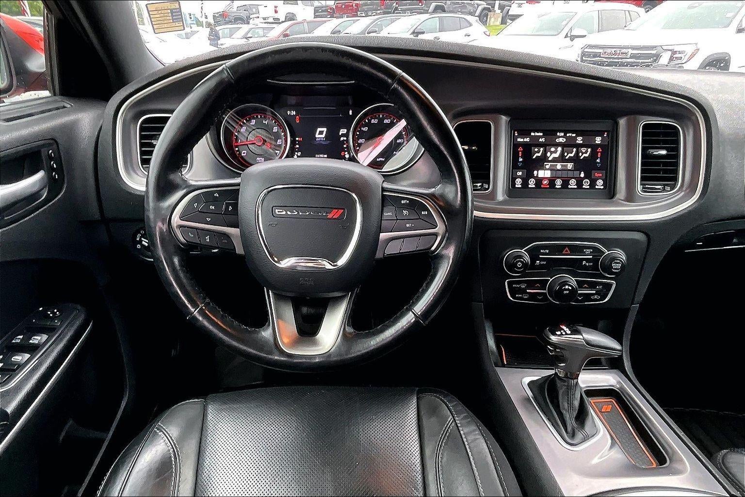 2019 Dodge Charger SXT