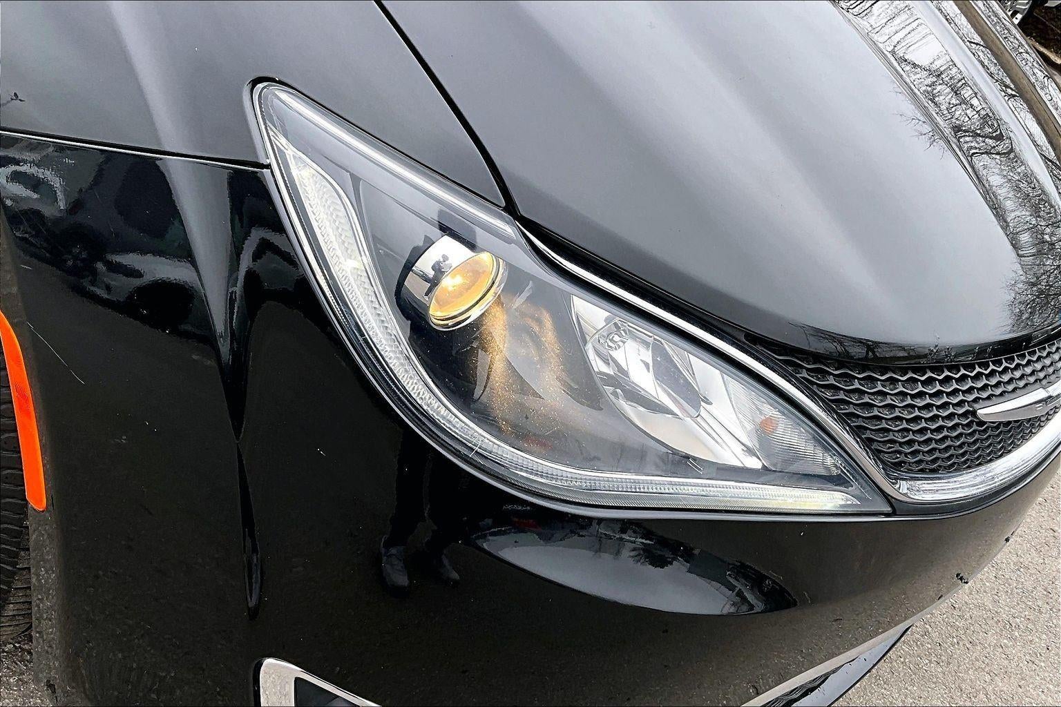 2018 Chrysler Pacifica Touring L Plus