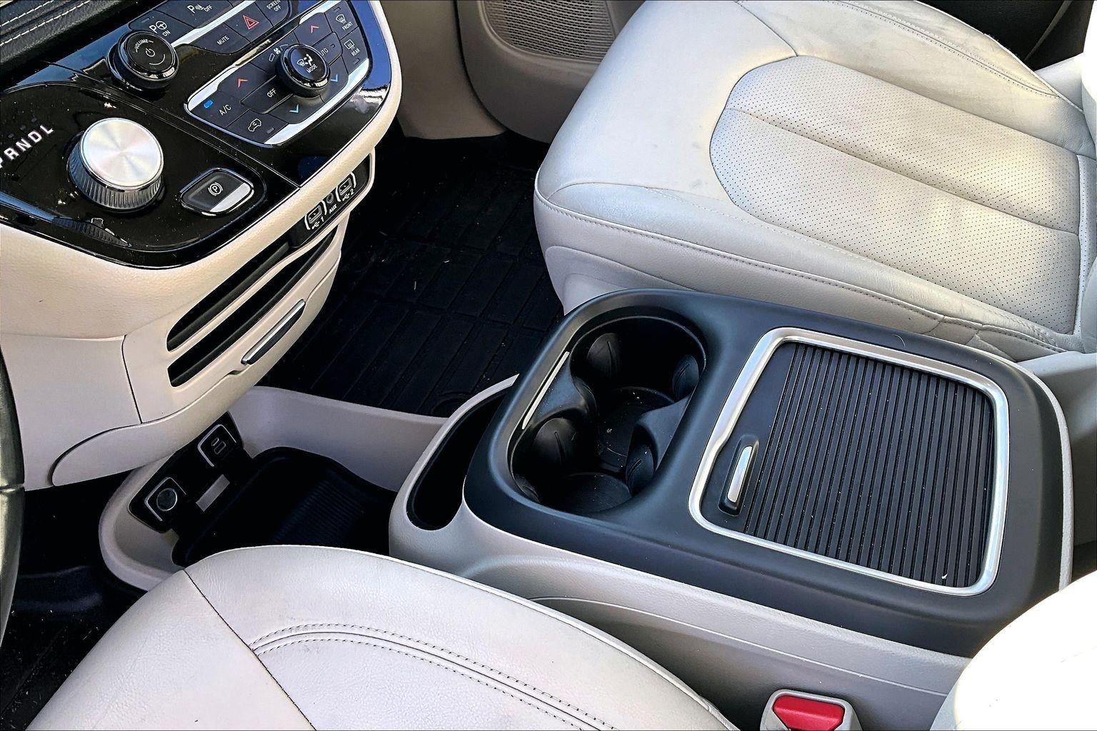 2021 Chrysler Pacifica Hybrid Touring L