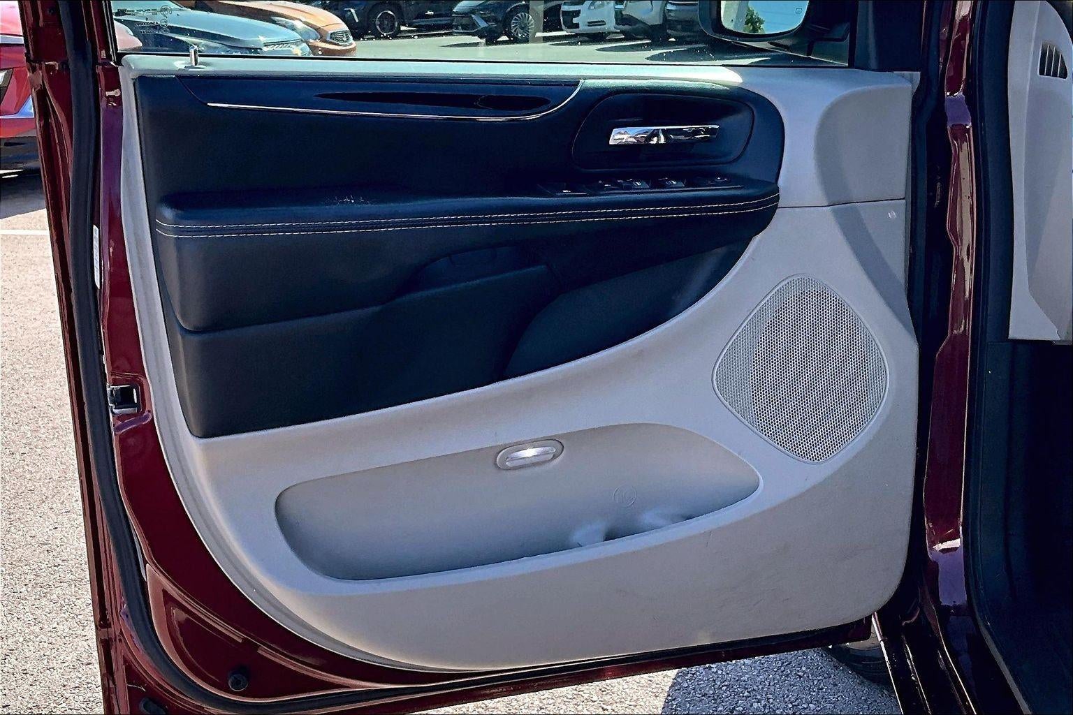 2017 Dodge Grand Caravan SXT