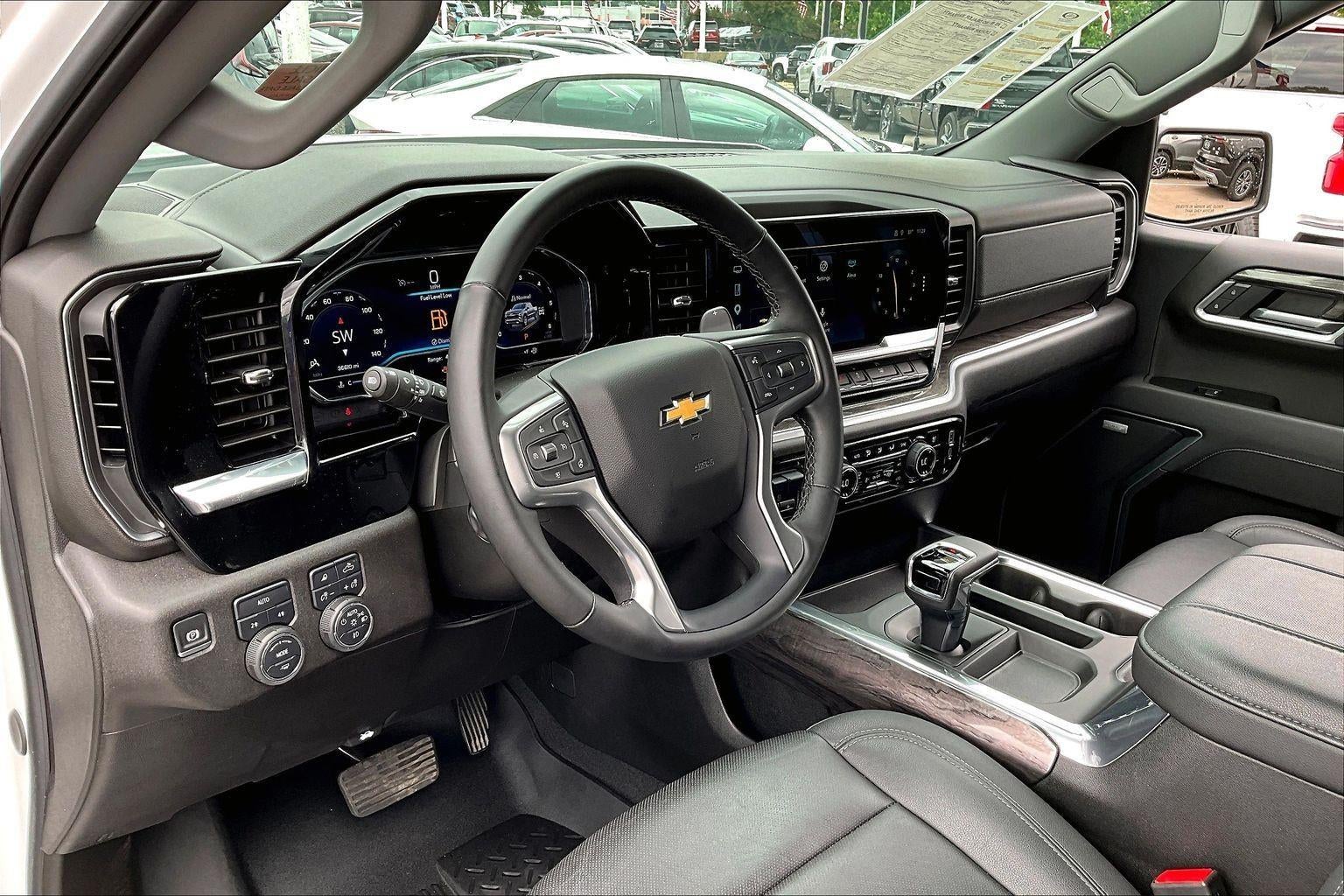 2025 Chevrolet Silverado 1500 LTZ